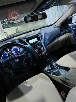 هیوندای ازێرا